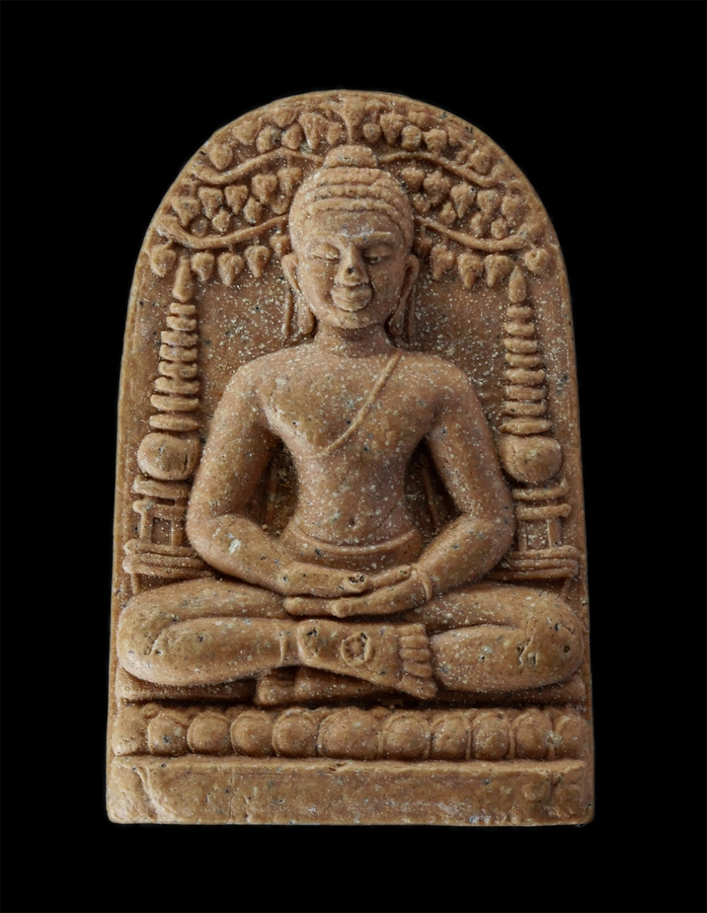 17Aug24 (120)p.jpg - พระผง มาฆปูรมีศรีปราจีน ปางตรัสรู้ สมัยทวารวดี พระพิมพ์จำลอง  อ.ศรีมโหสถ จ.ปราจีนบุรี ปี2553 เนื้อผงพุทธคุณ ผงว่าน | https://kamulet.in.th